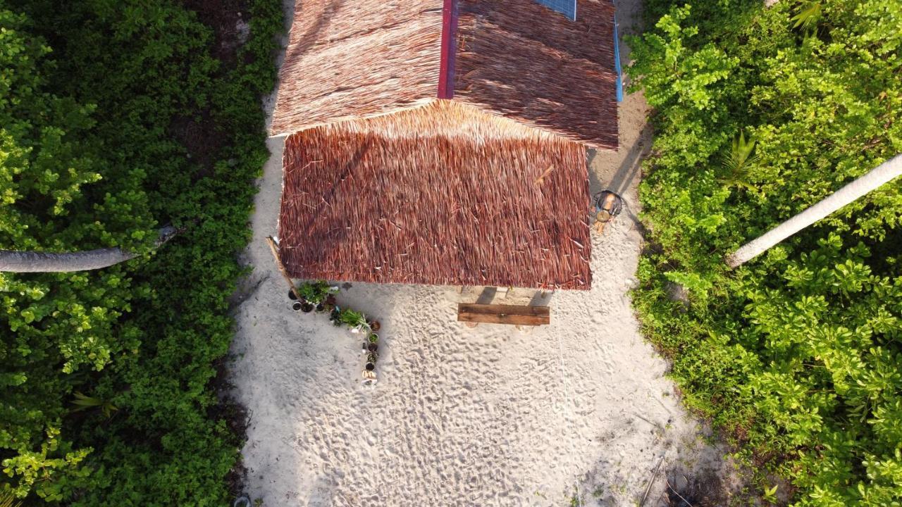 Pinang Island - Private Island Sea View Bungalows Singkil  Ngoại thất bức ảnh